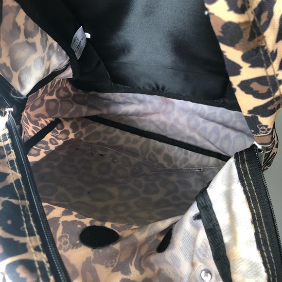 Hello Kitty - Picture 7 of 7